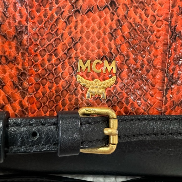 MCM crossbody bag - Picture 2 of 9